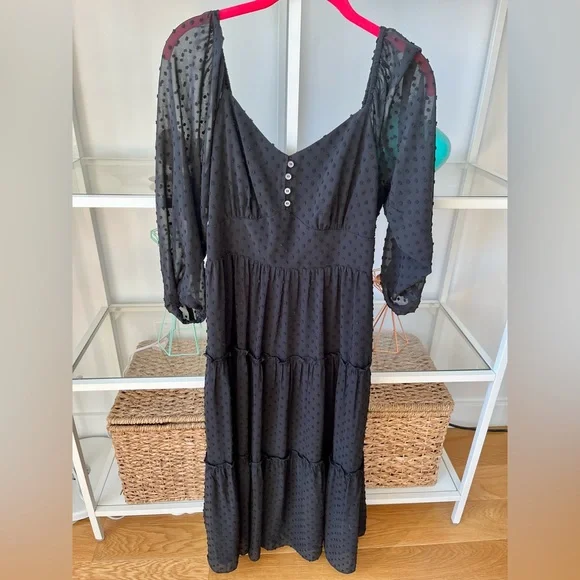 J. Crew Tiered Long-sleeve Midi Dress In Swiss Dot Black | size 6 J. Crew Tiered Long-sleeve Midi Dress In Swiss Dot Black | size 6